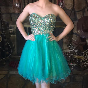 Strapless Green cocktail gown